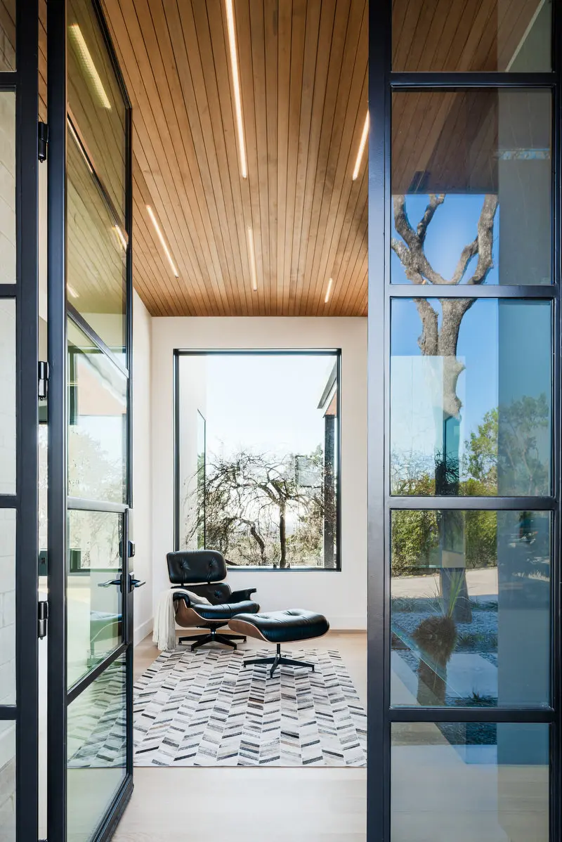 Hills House — gallery image 2