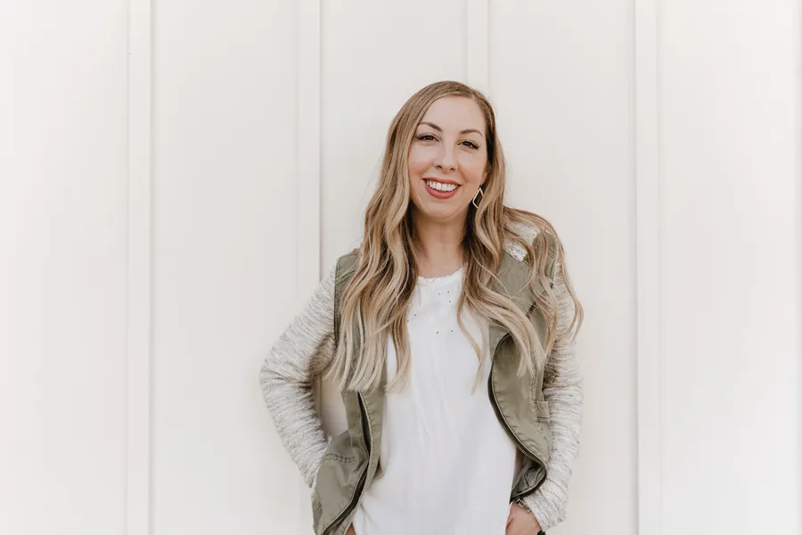 Elissa Clary — Senior Designer